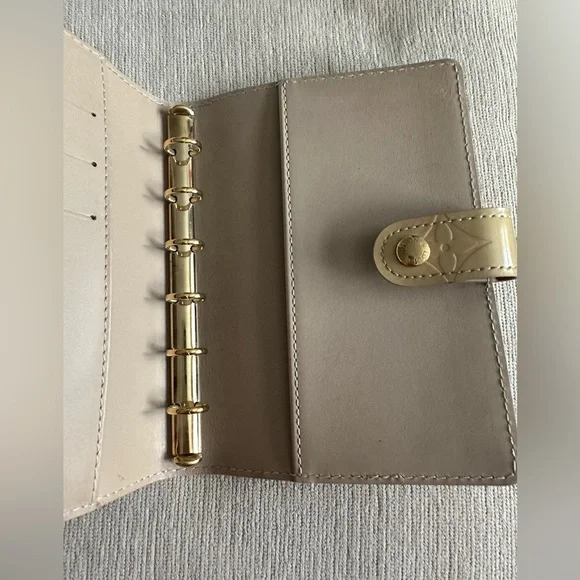 Louis Vuitton vernis agenda